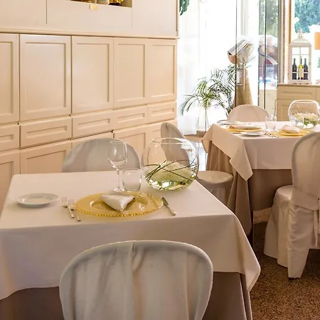 酒店 Dei Giardini 内维亚诺