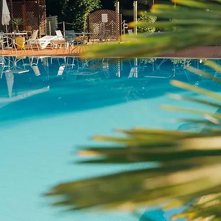 Dei Giardini 4* 内维亚诺